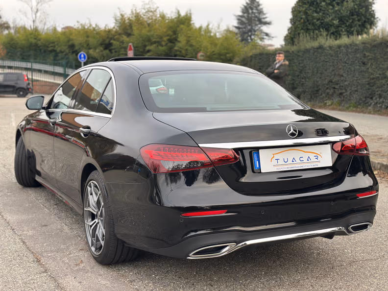 Mercedes-Benz E-Class - 7