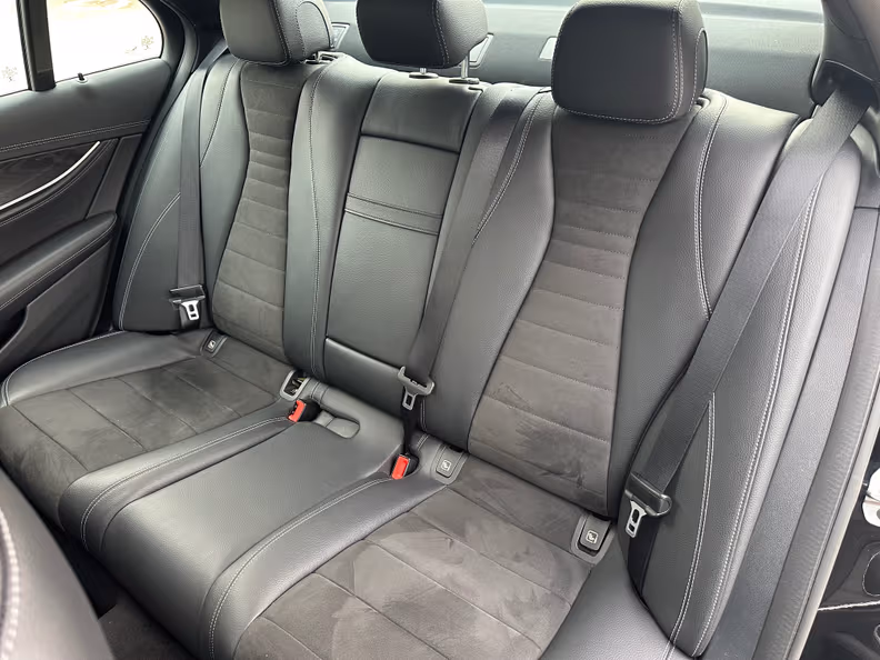 Mercedes-Benz E-Class - 30