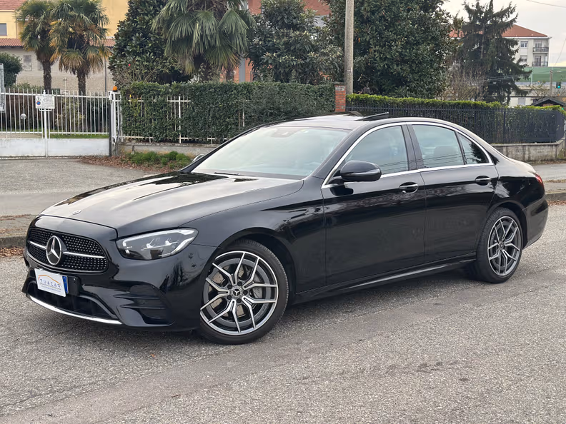 Mercedes-Benz E-Class - 1