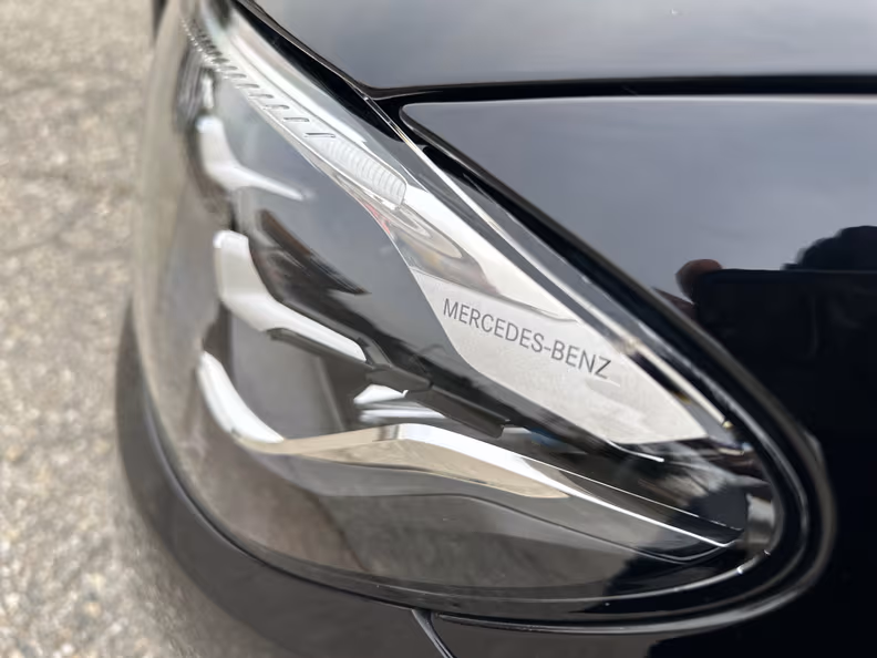 Mercedes-Benz E-Class - 41