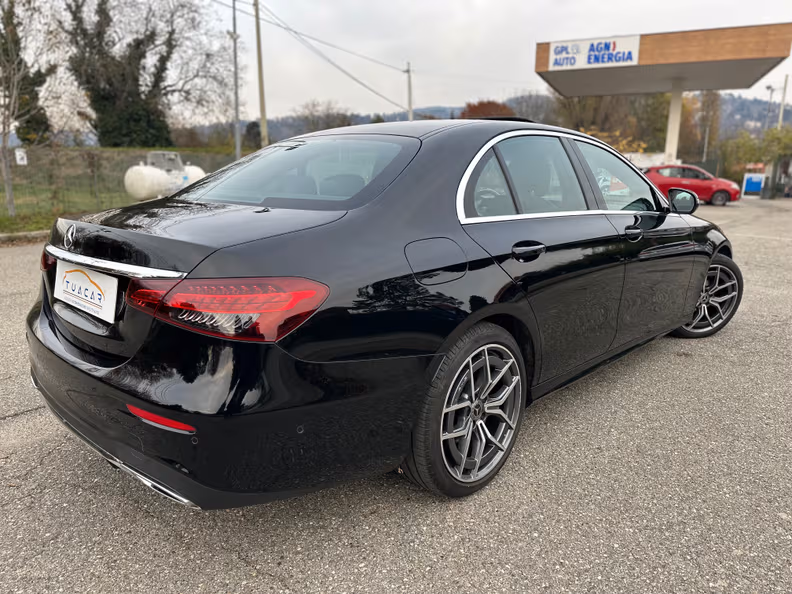 Mercedes-Benz E-Class - 5