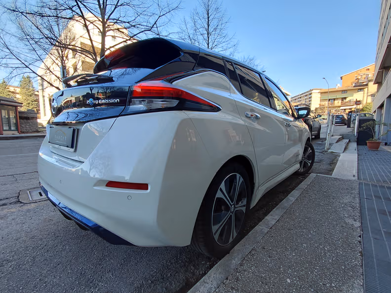 Nissan Leaf - 23