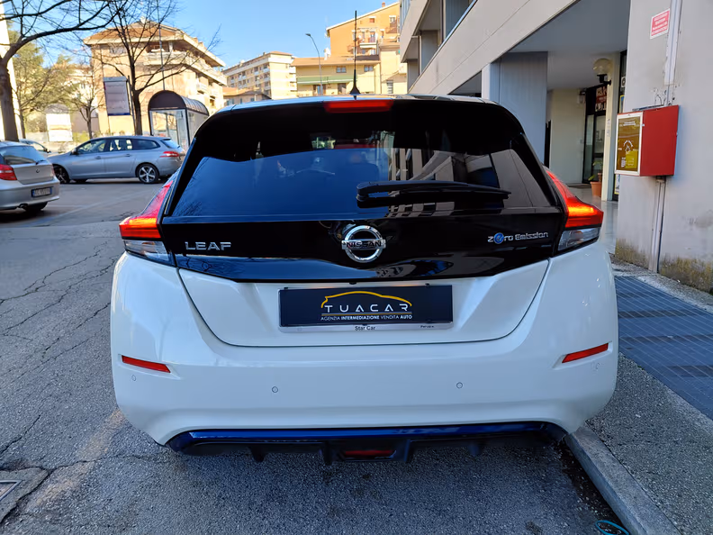 Nissan Leaf - 26