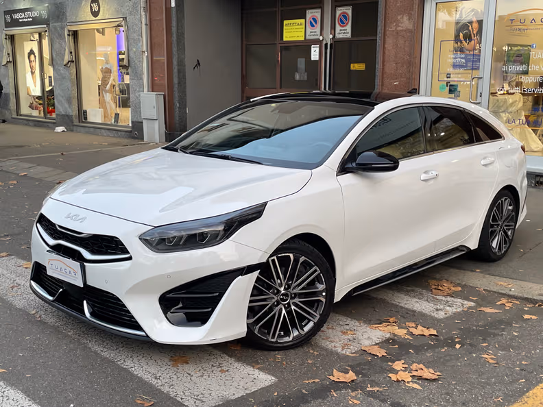 Kia ProCeed - 17