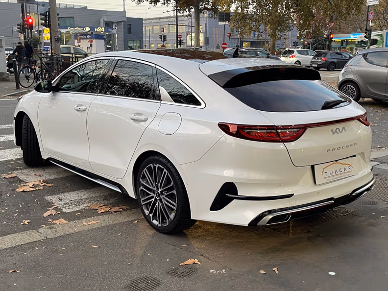 Kia ProCeed - 5