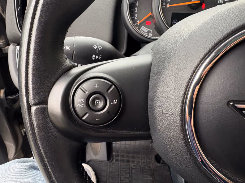 Mini Countryman - 14