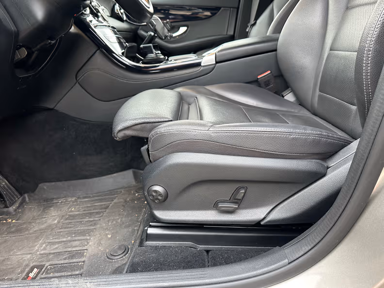 Mercedes-Benz GLC-Class - 33