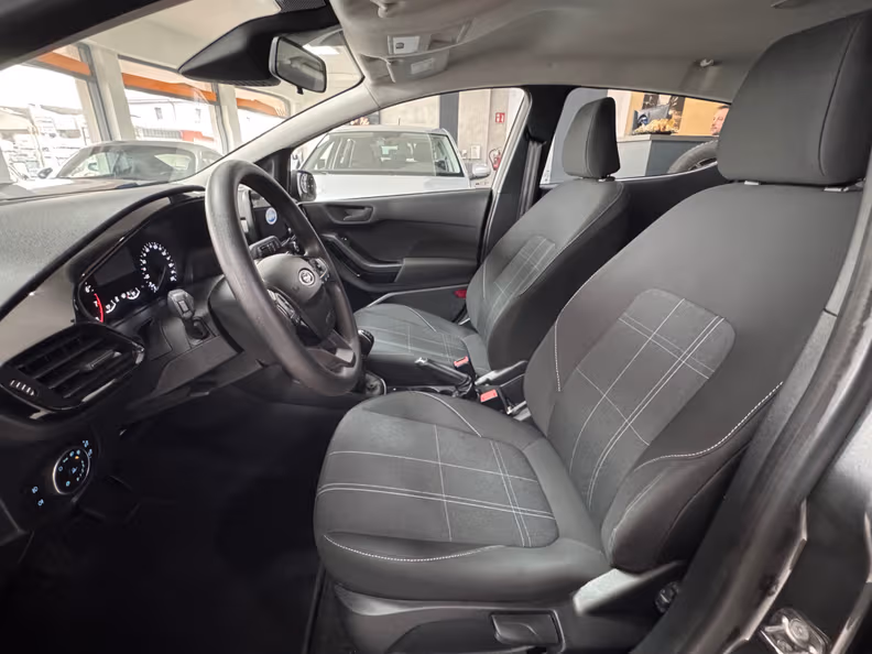 Ford Fiesta - 7