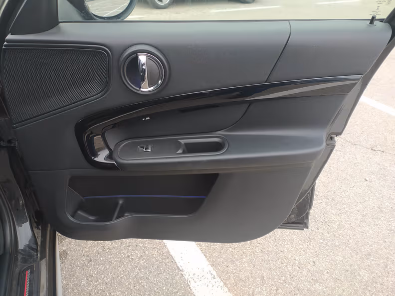 Mini Countryman - 42