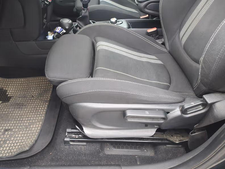 Mini Countryman - 40