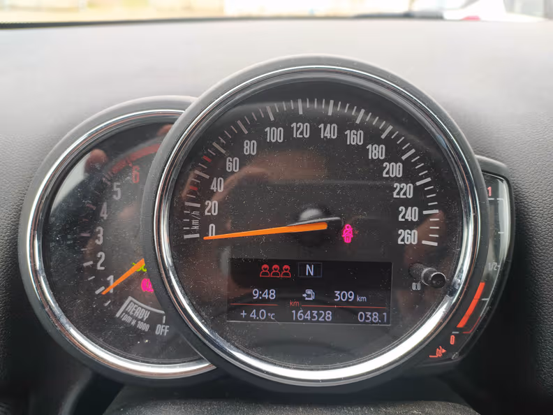 Mini Countryman - 11