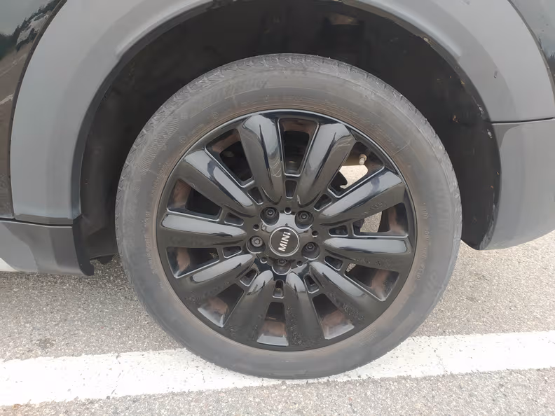 Mini Countryman - 28