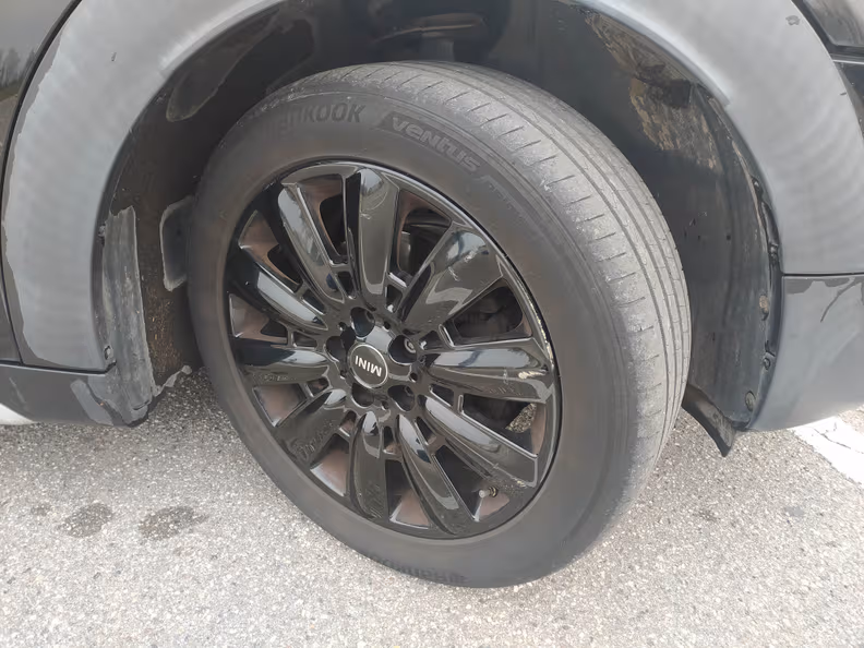 Mini Countryman - 13