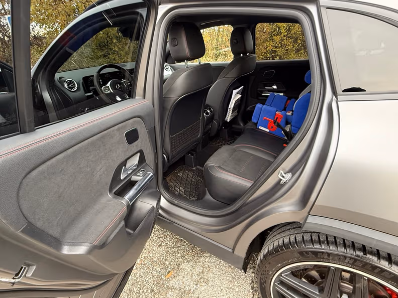 Mercedes-Benz GLA-Class - 47