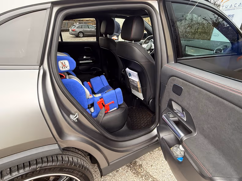 Mercedes-Benz GLA-Class - 48