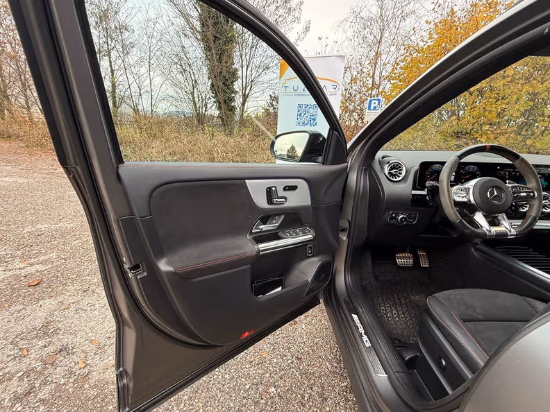 Mercedes-Benz GLA-Class - 25