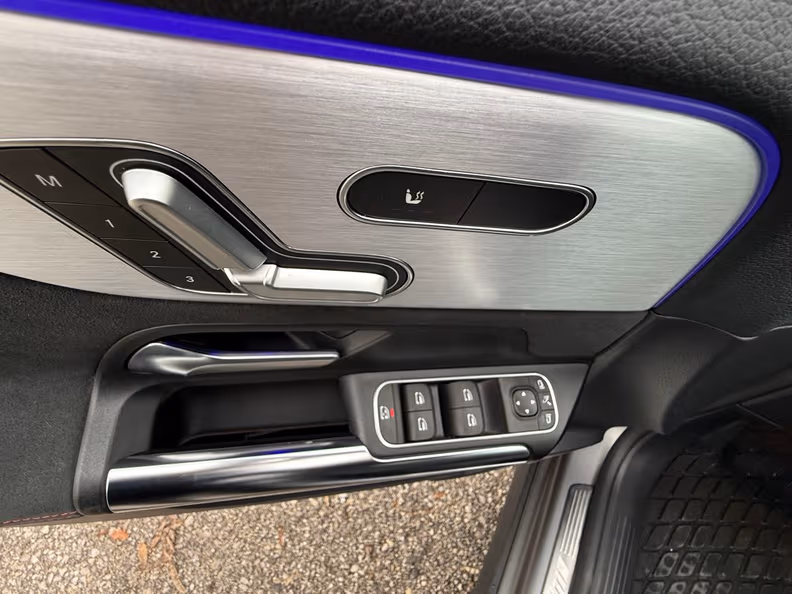 Mercedes-Benz GLA-Class - 34