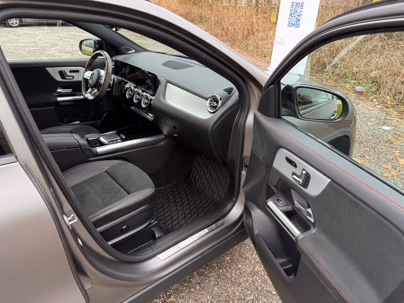 Mercedes-Benz GLA-Class - 41