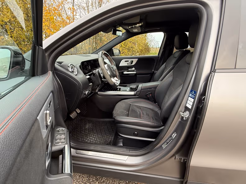 Mercedes-Benz GLA-Class - 28