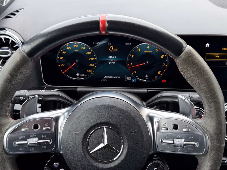 Mercedes-Benz GLA-Class - 36