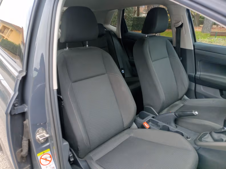 Volkswagen Polo - 11