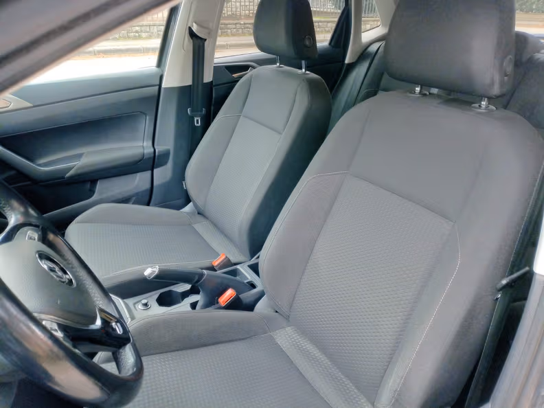 Volkswagen Polo - 12