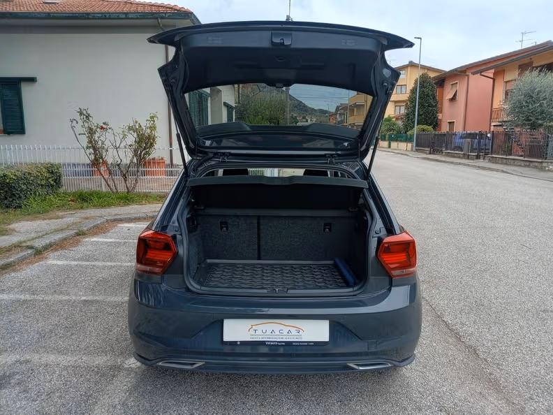 Volkswagen Polo - 26