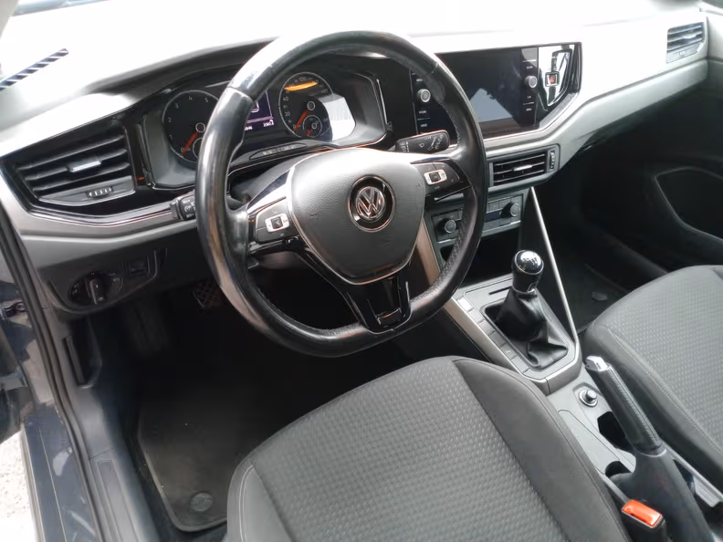 Volkswagen Polo - 8