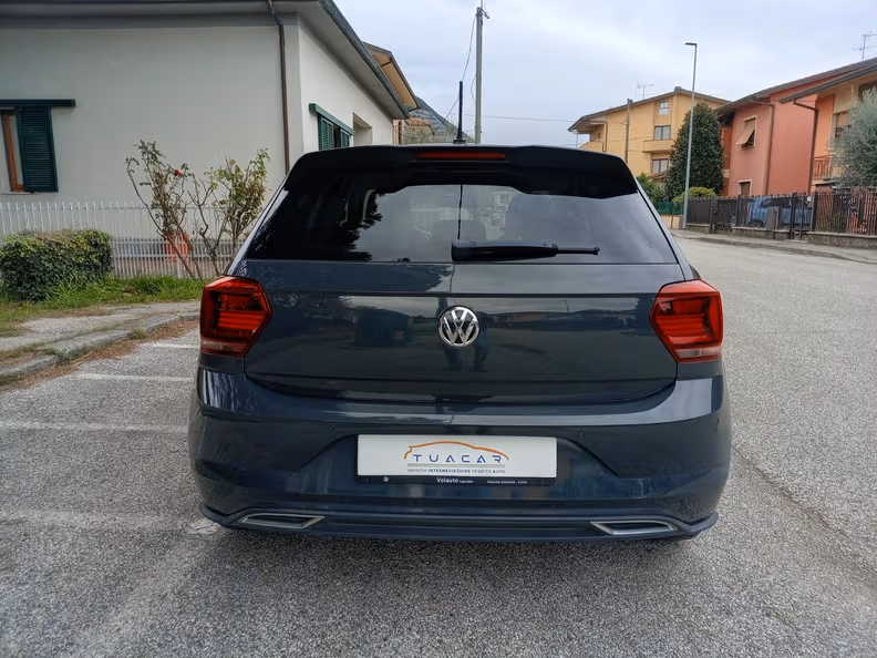Volkswagen Polo - 5
