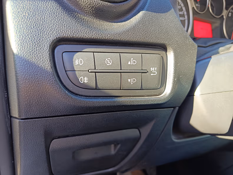 Alfa Romeo MiTo - 21