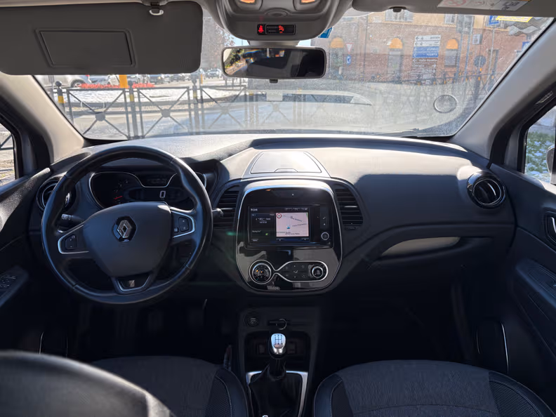 Renault Captur - 24