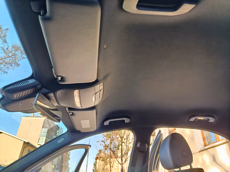 Mercedes-Benz E-Class - 15