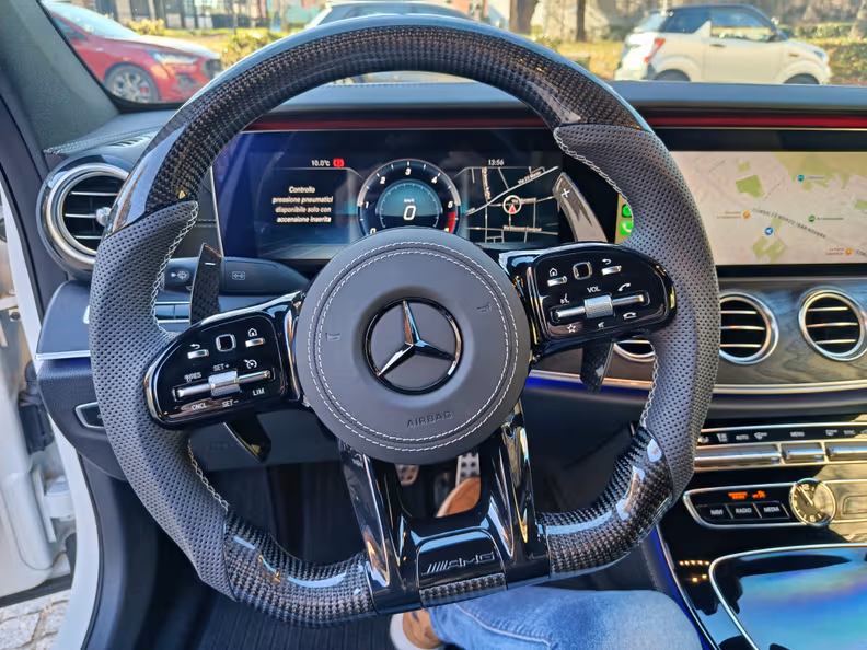 Mercedes-Benz E-Class - 9