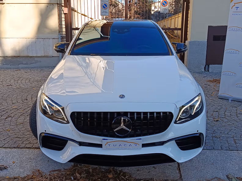 Mercedes-Benz E-Class - 2