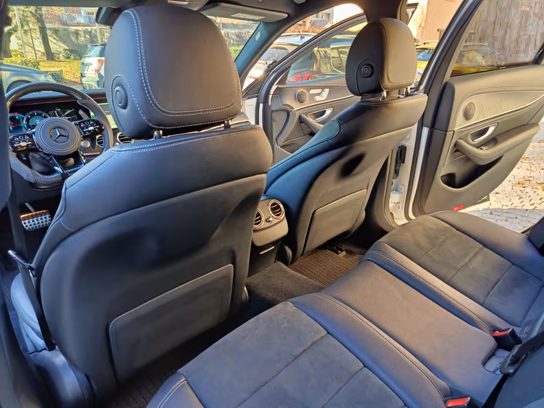 Mercedes-Benz E-Class - 35