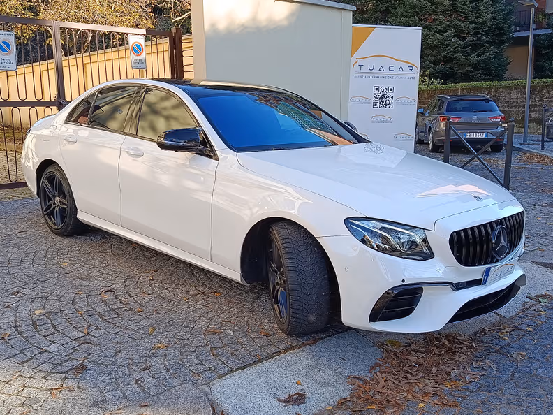 Mercedes-Benz E-Class - 3