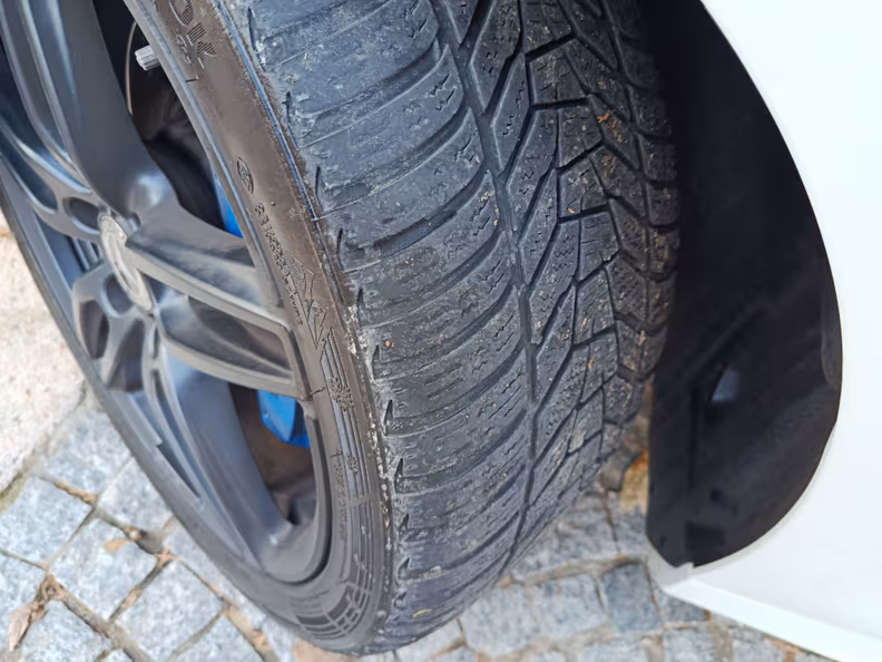 Mercedes-Benz E-Class - 43