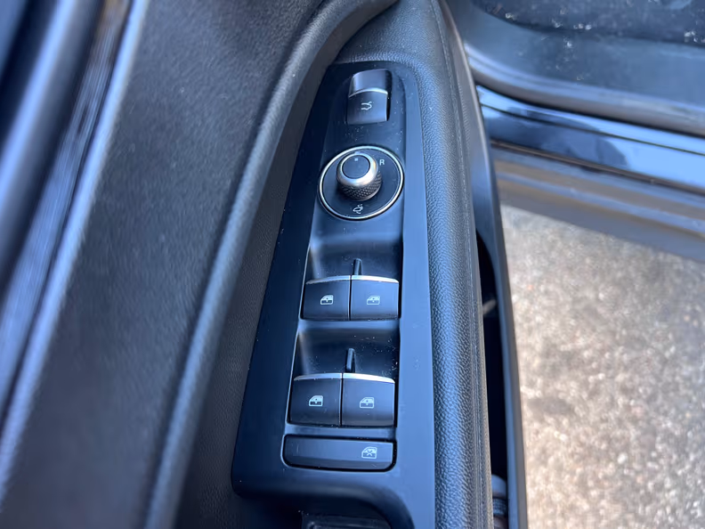 Alfa Romeo Stelvio - 39