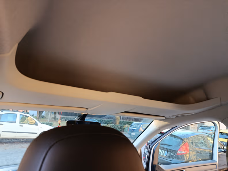 Volkswagen Caddy - 29