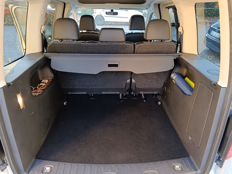 Volkswagen Caddy - 33