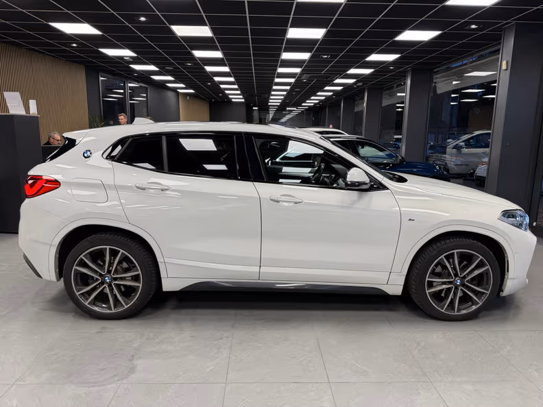 BMW X2 - 5