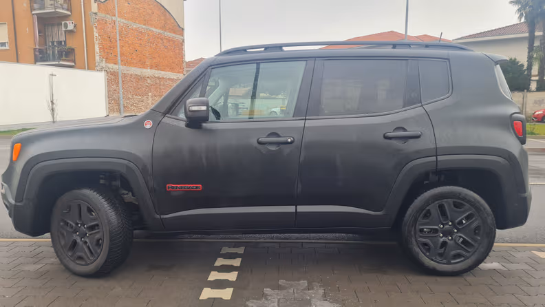 Jeep Renegade - 8