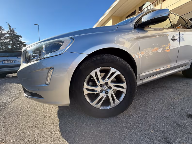 Volvo XC60 - 4