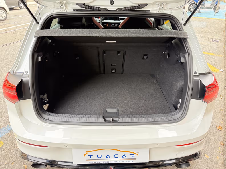 Volkswagen Golf - 30