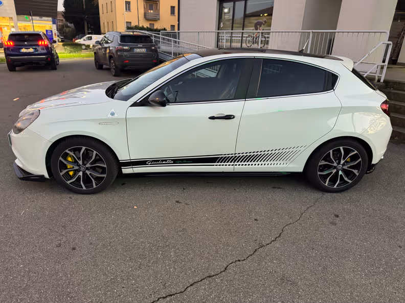 Alfa Romeo Giulietta - 2