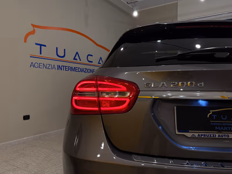 Mercedes-Benz GLA-Class - 13