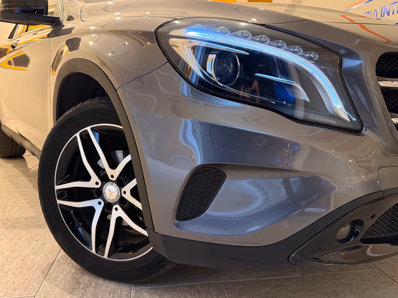 Mercedes-Benz GLA-Class - 12