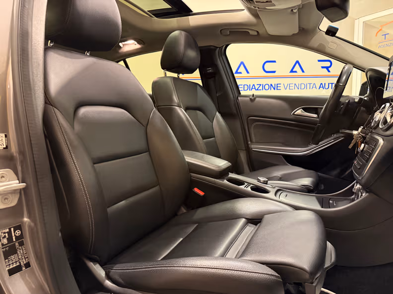 Mercedes-Benz GLA-Class - 18