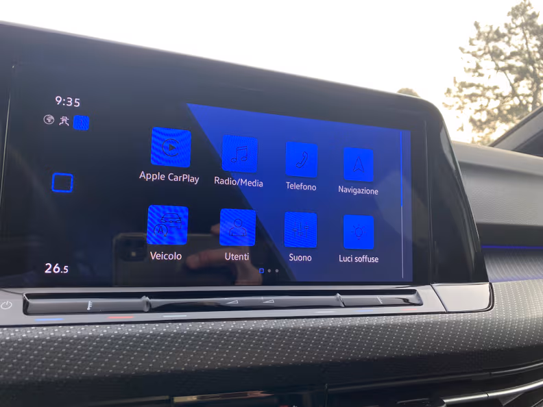 Volkswagen Golf - 34