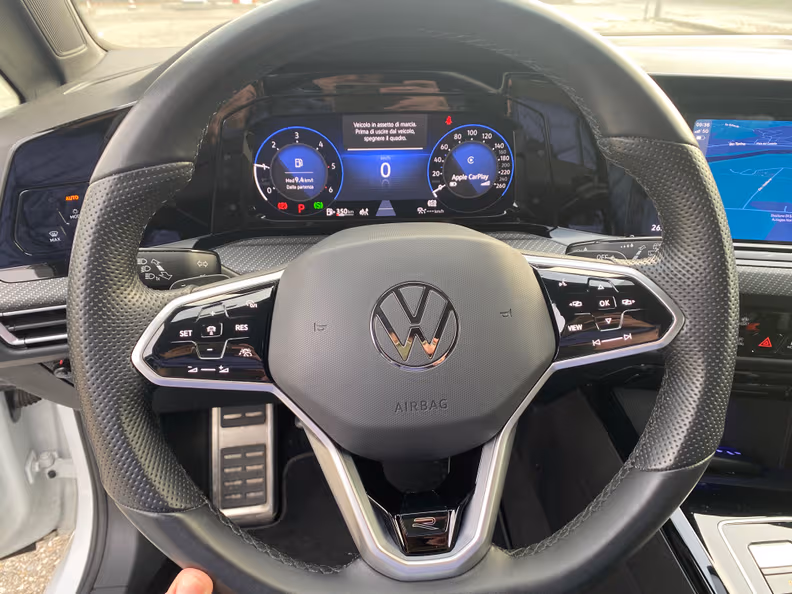 Volkswagen Golf - 13